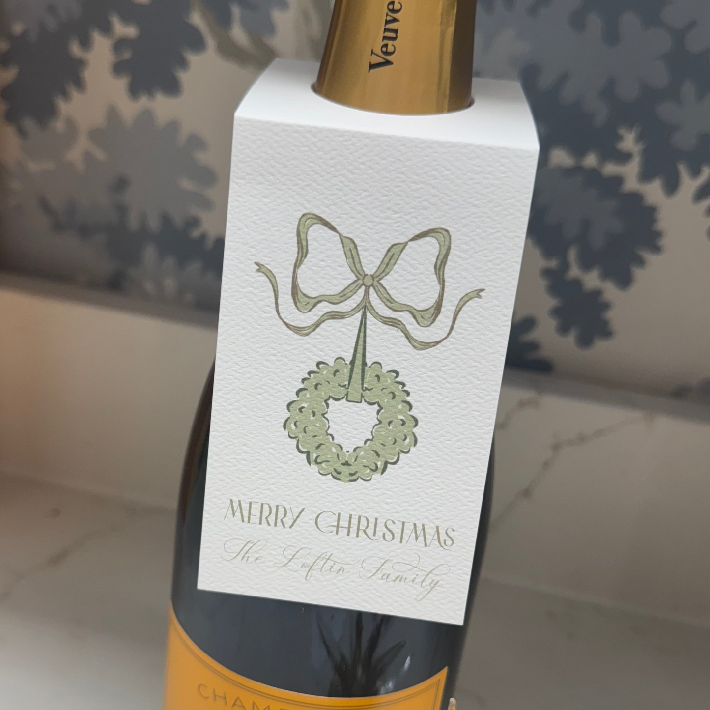 Wreath Wine Tag